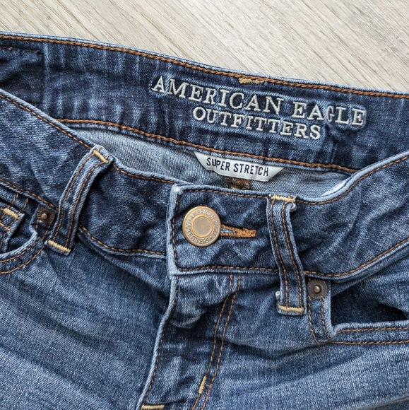 American Eagle Outfitters Blue Denim Super Stretch Shorts Hot Pants US Size 0 - Picture 2 of 10
